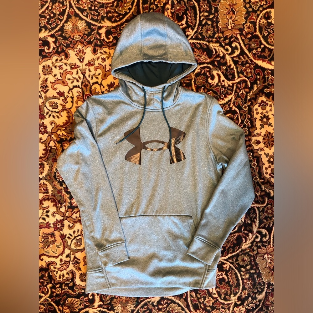 NWOT Under Armour Green marbled Hoodie Small